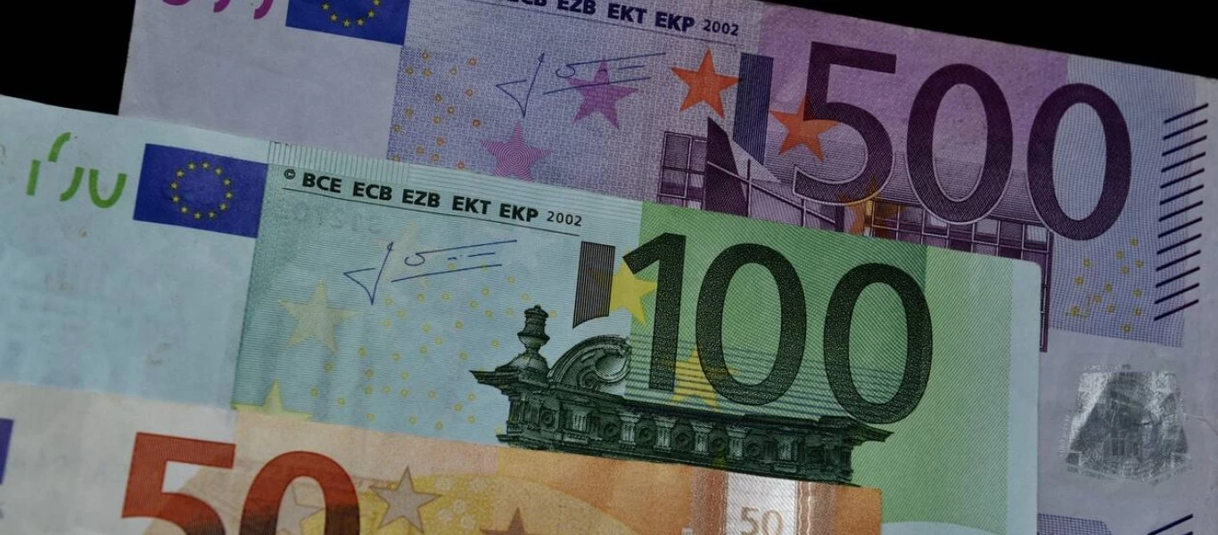 ΕΦΚΑ: Έρχονται πληρωμές με αναδρομικά για 30.000 νέες συντάξεις κάθε μήνα
